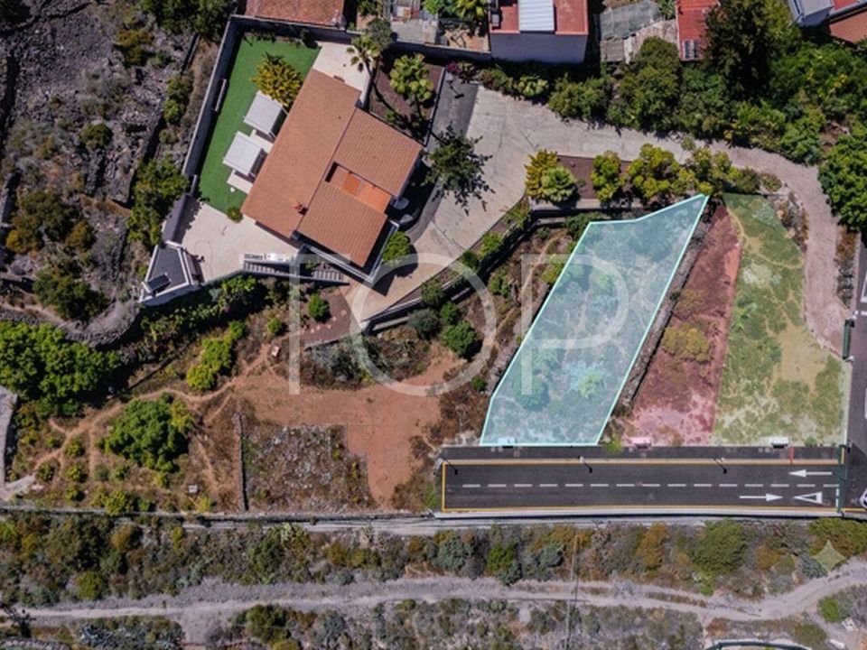 Helårsgrund i Guia De Isora, Tenerife - foto 1