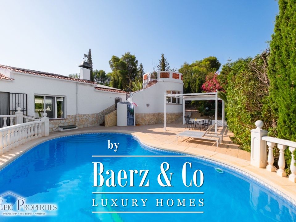 Villa i Alfaz del Pi, Alicante - foto 1