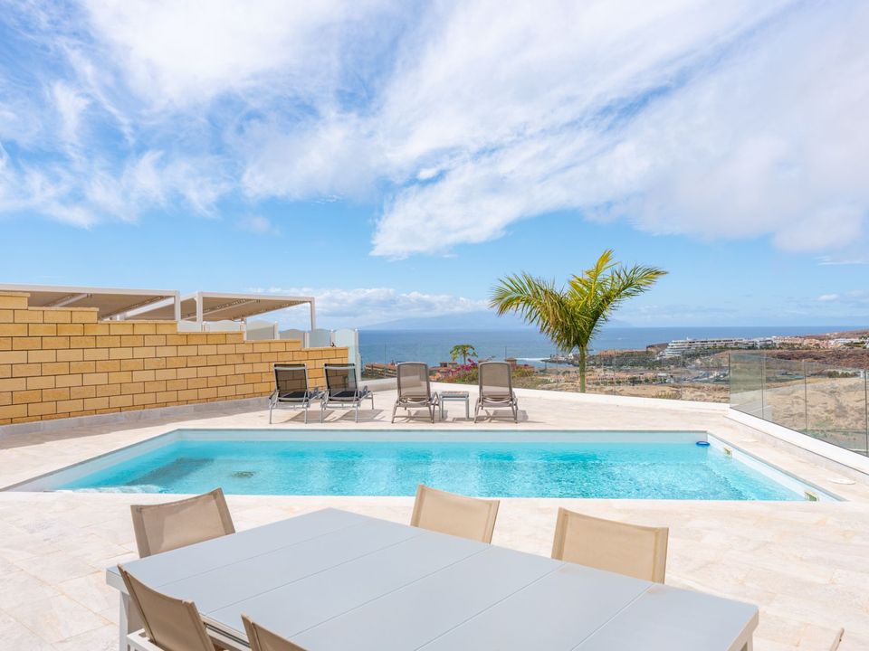Villa i La Caleta (Adeje), Tenerife - foto 1