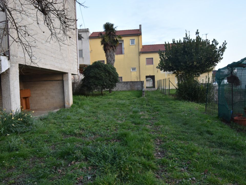 Parkeringsplads i Sala Consilina, Salerno - foto 4