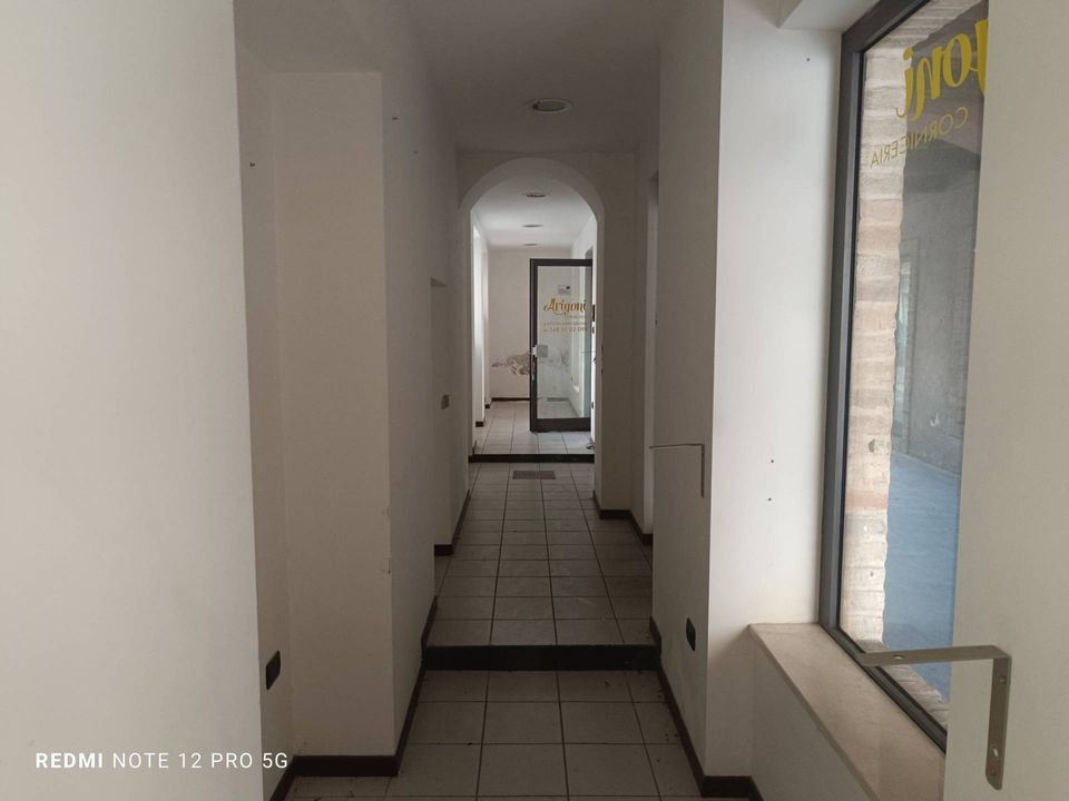 Erhvervsejendom i Macerata, Macerata - foto 5