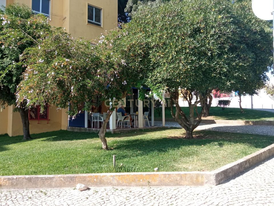 Erhvervsejendom i Carnaxide, Lisbon - foto 2