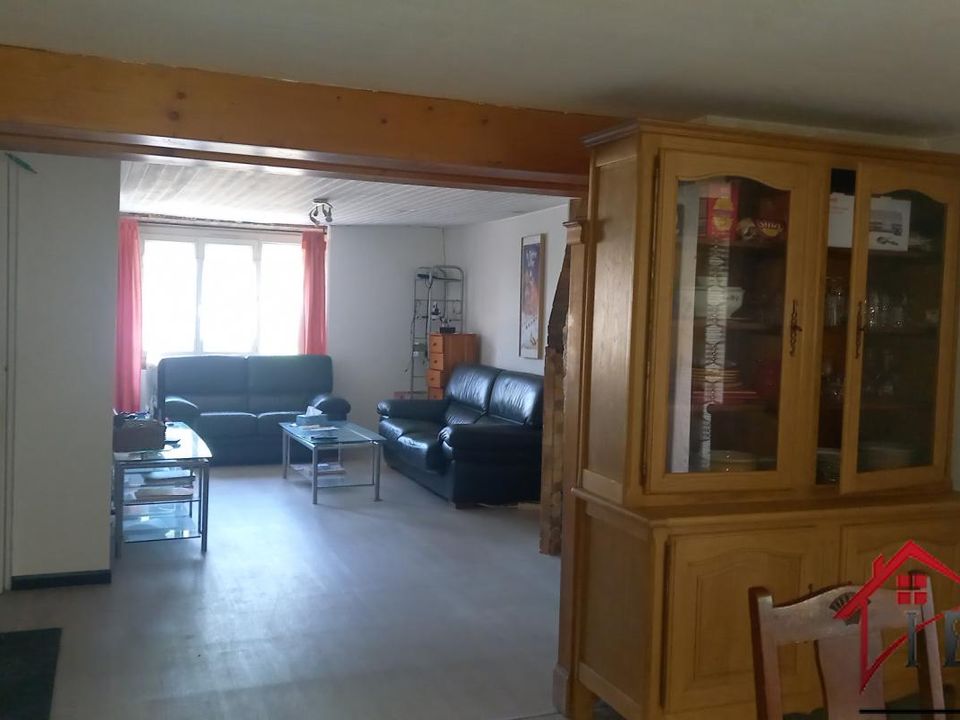 Landsbyhus i La Marre, Jura - foto 3