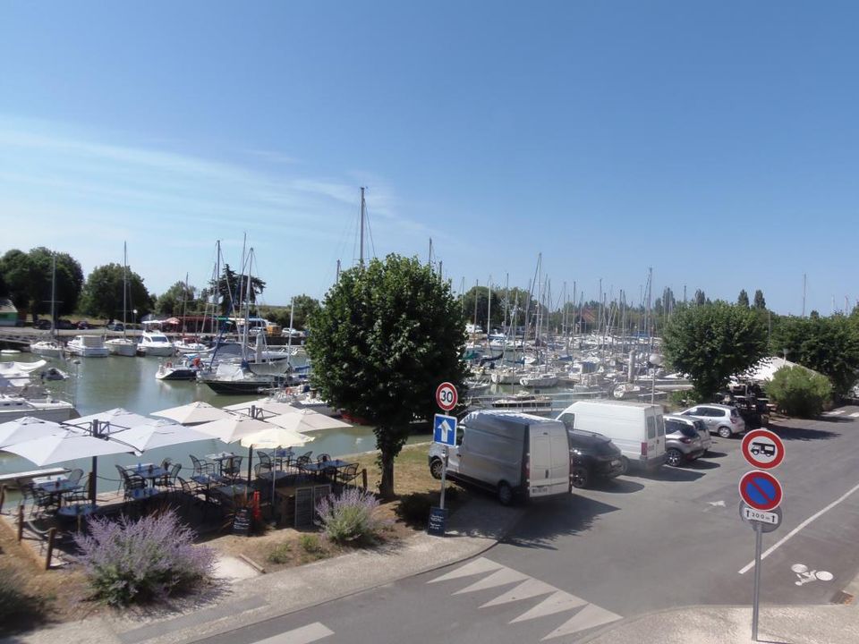 Lejlighed i Mortagne-sur-Gironde, Charente-Maritime - foto 1