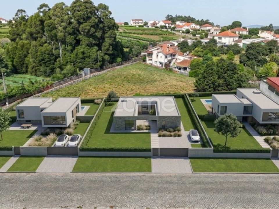Helårsgrund i Grijo, Porto - foto 4