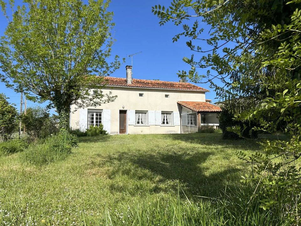 Villa en Chalais, Charente - foto 1