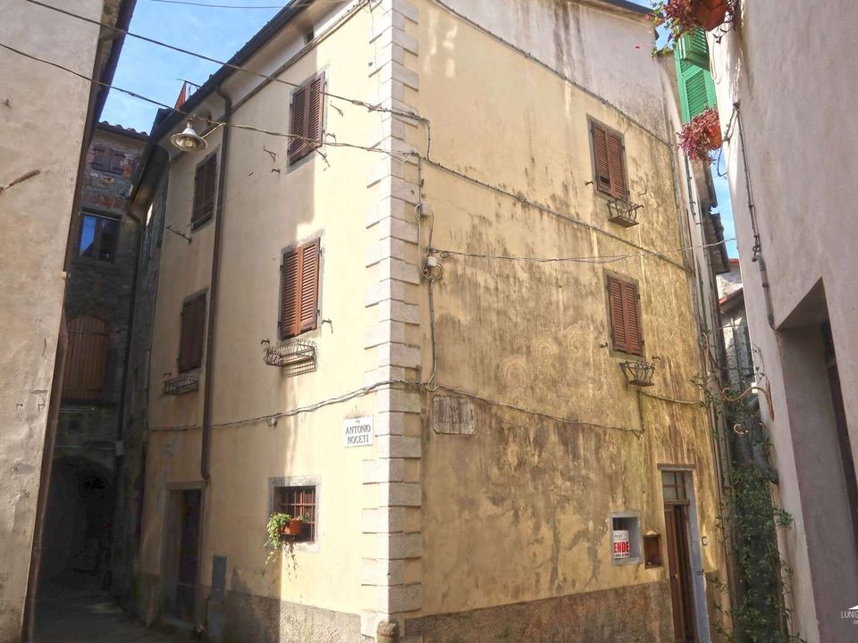 Villa i Bagnone, Massa and Carrara - foto 1