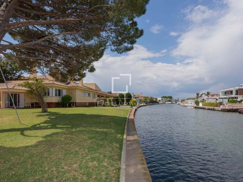 Helårsgrund i Castello D'empuries, Gerona - foto 2