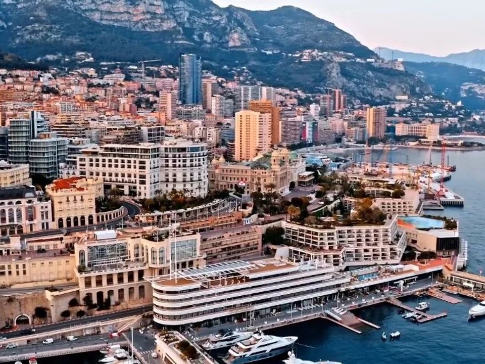 Lejlighed i Beausoleil, Alpes-Maritimes - foto 1