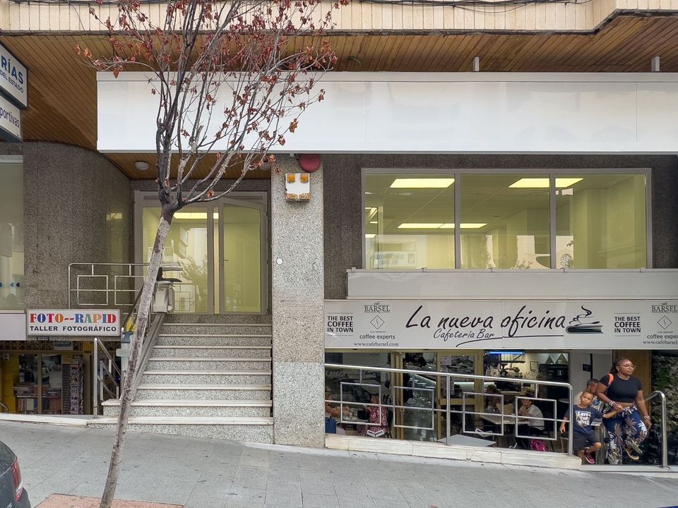L'establiment comercial a Calpe, Alicante - foto 1