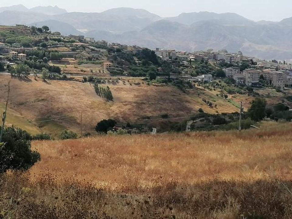 Helårsgrund i Cianciana, Agrigento - foto 1