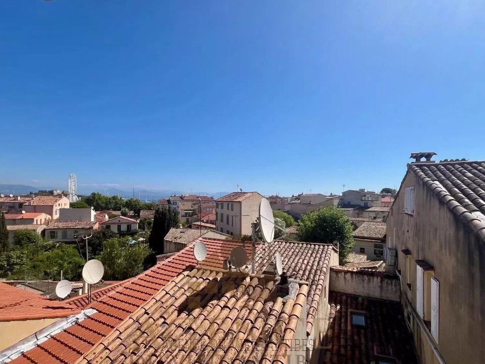 Lejlighed i Antibes, Alpes-Maritimes - foto 1