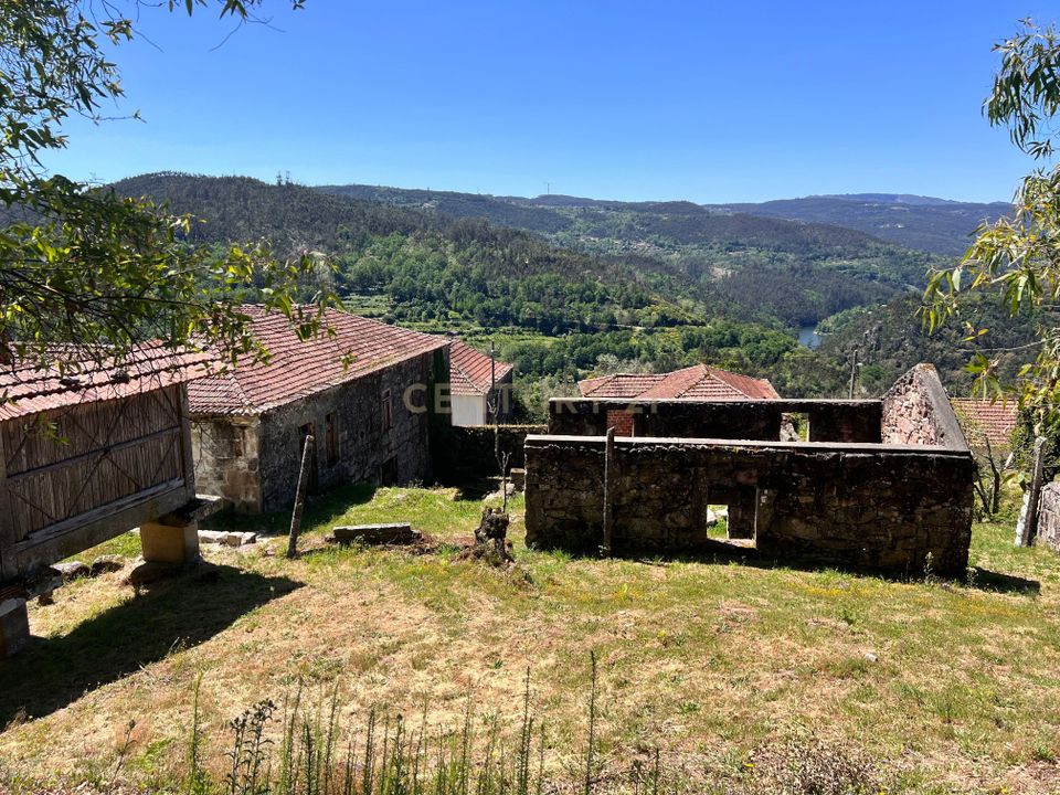 Villa i Sao Pedro do Sul, Viseu - foto 1