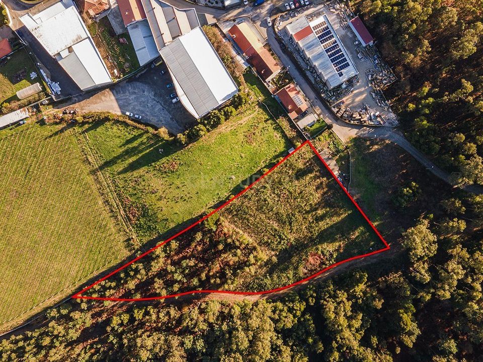 Helårsgrund i Pacos de Ferreira, Porto - foto 2