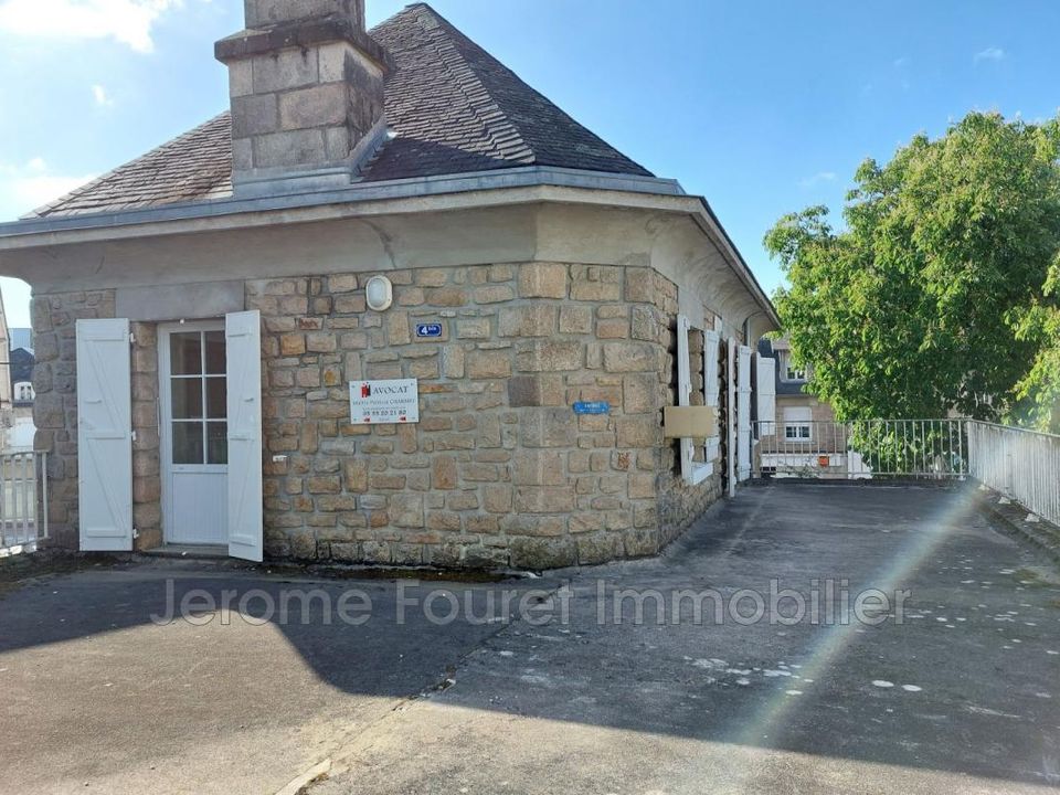 Næringseiendom i Egletons, Correze - bilde 1