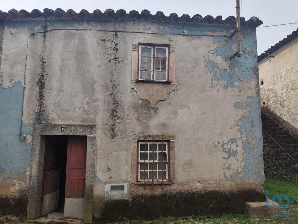 Byhus i Mogadouro, Braganca - foto 1