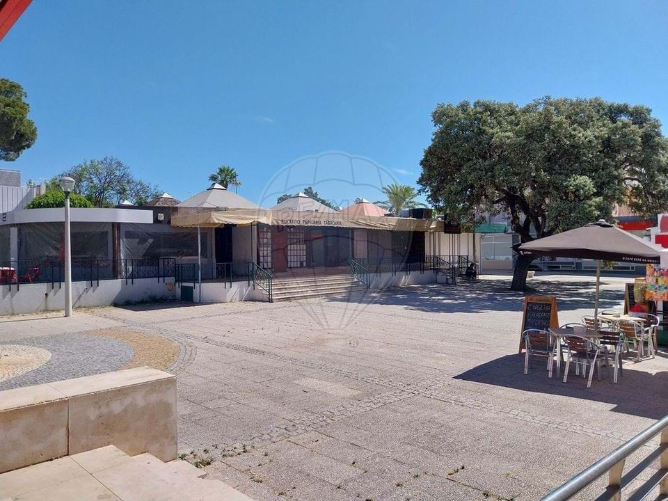 Erhvervsejendom i Vilamoura, Faro - foto 1