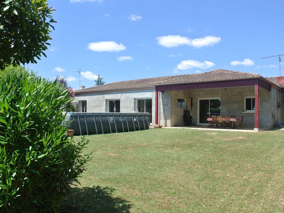 Villa i Sainte-Bazeille, Lot-et-Garonne - foto 1