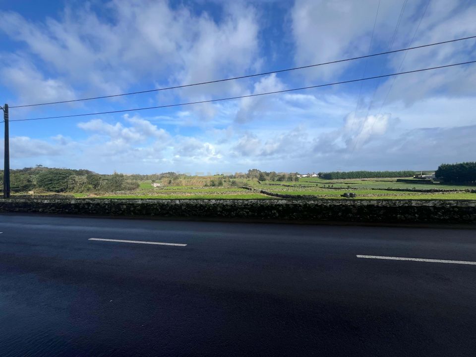 Helårsgrund i Fontinhas, Terceira - foto 1