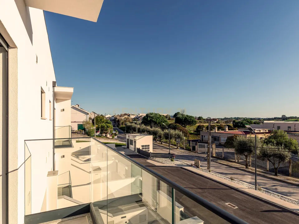 Villa - Azambuja, Lisbon - photo 4