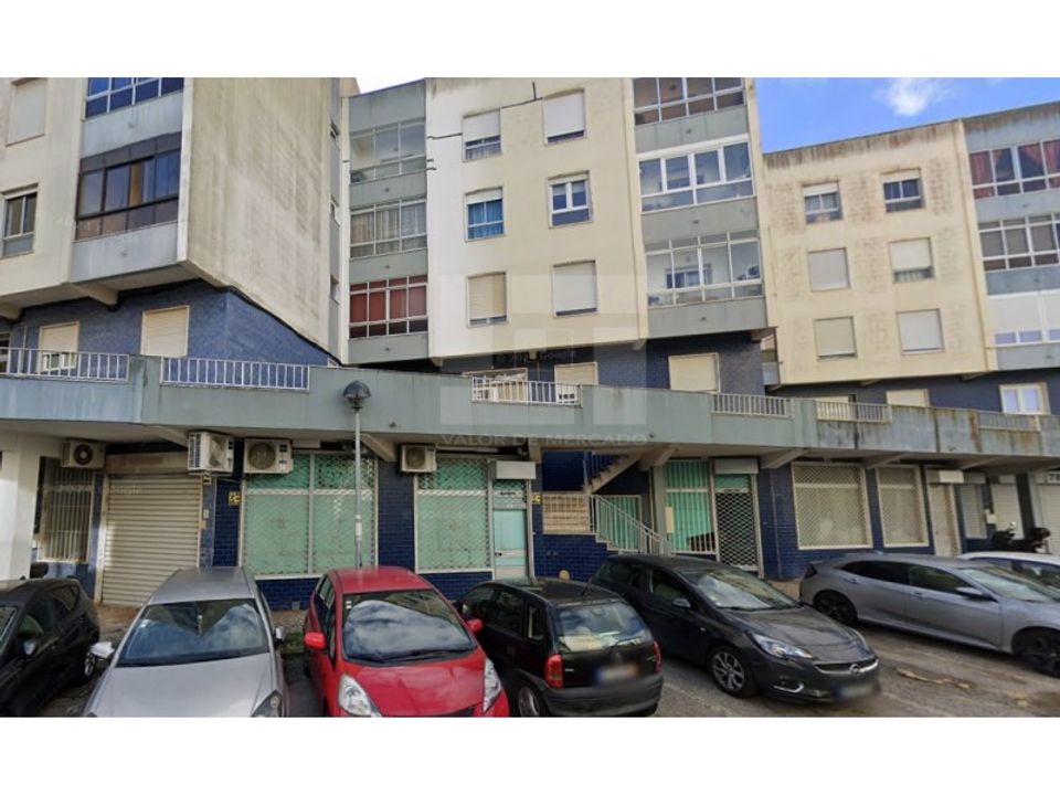 Erhvervsejendom i Loures, Lisbon - foto 1