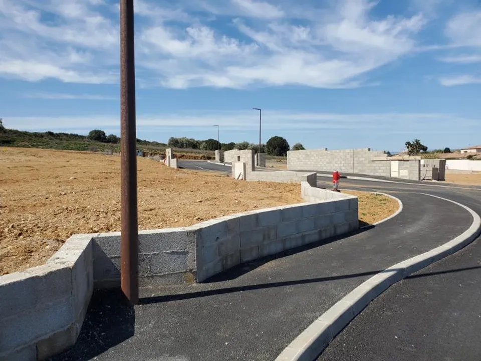 Helårsgrund i Sauvian, Herault - foto 1