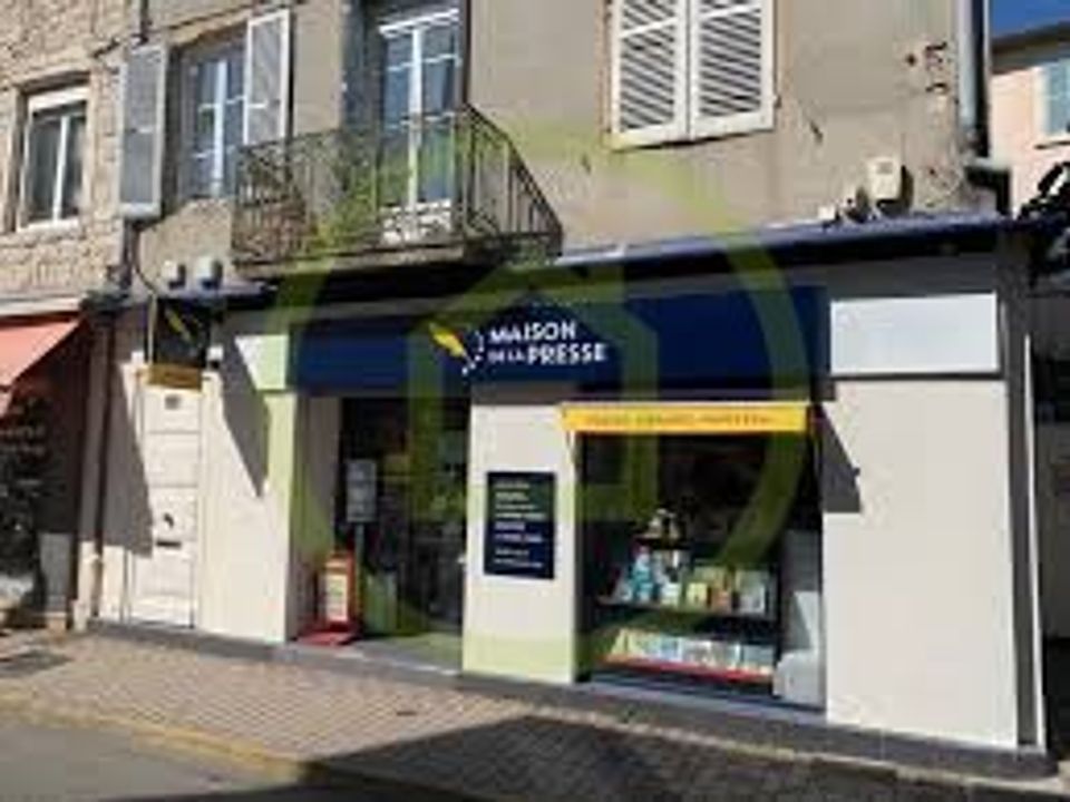 Erhvervsejendom i Bourgoin-Jallieu, Isere - foto 1