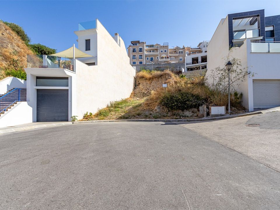 Helårsgrund i Nerja, Malaga - foto 1