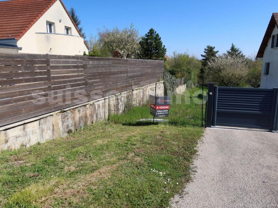 Helårsgrund i Besancon, Doubs - foto 1