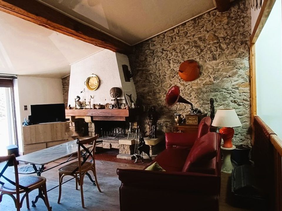 Villa i Saint-Paul-de-Fenouillet, Pyrenees-Orientales - foto 1