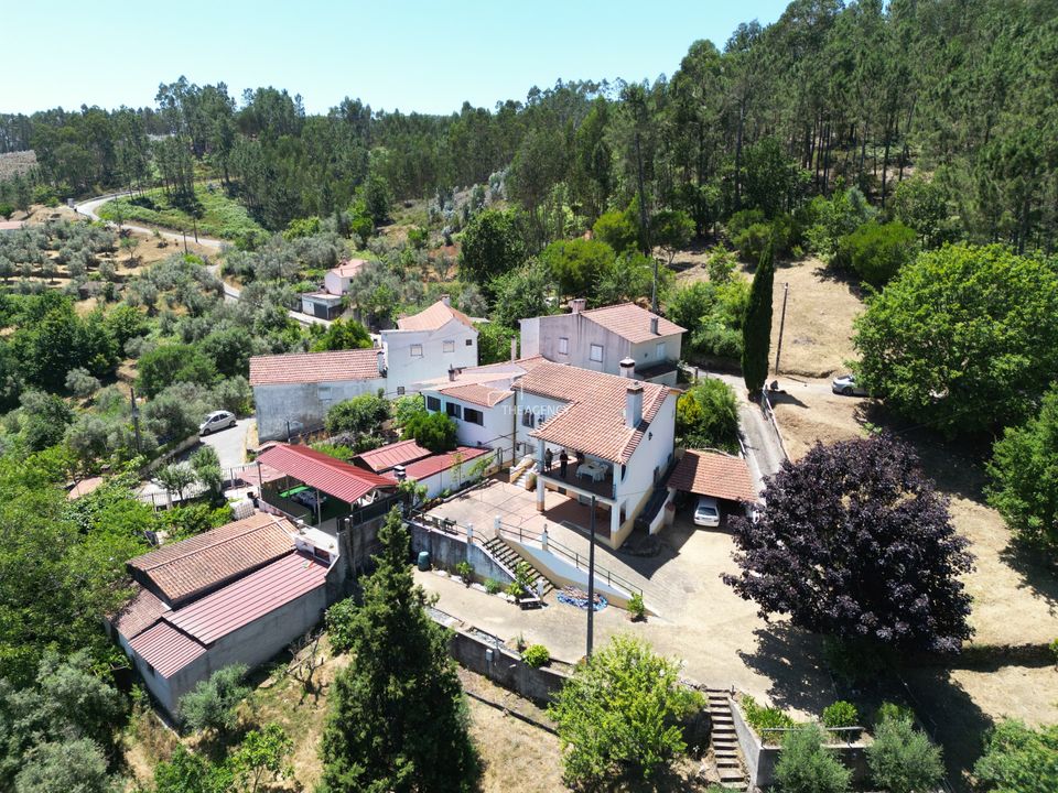 Landejendom i Pedrogao Grande, Leiria - foto 1
