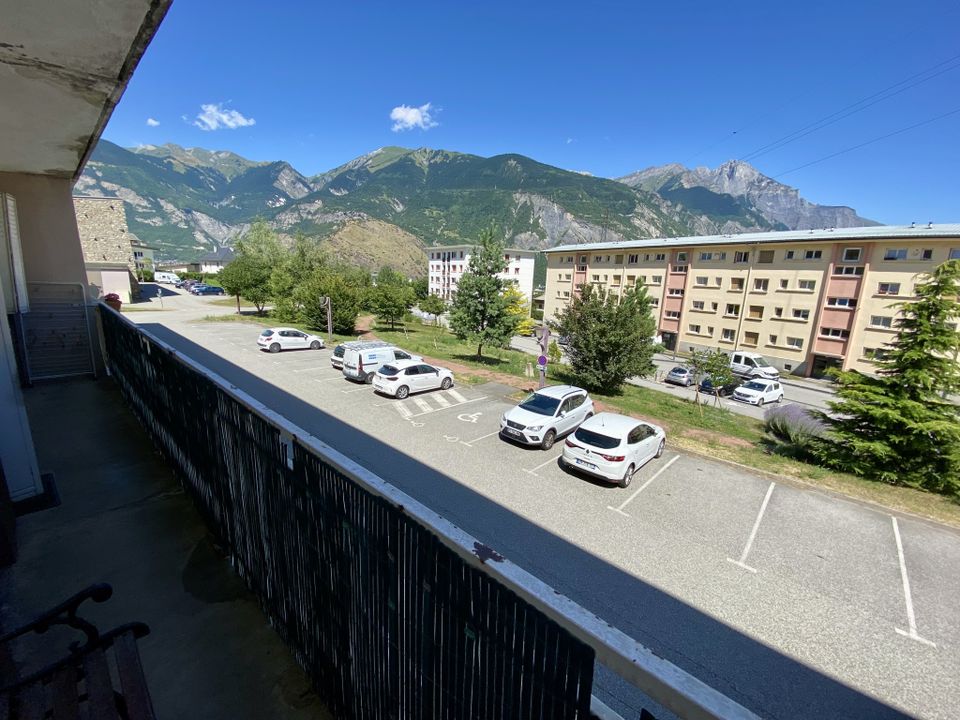 Leilighet i Saint-Jean-de-Maurienne, Savoie - bilde 2