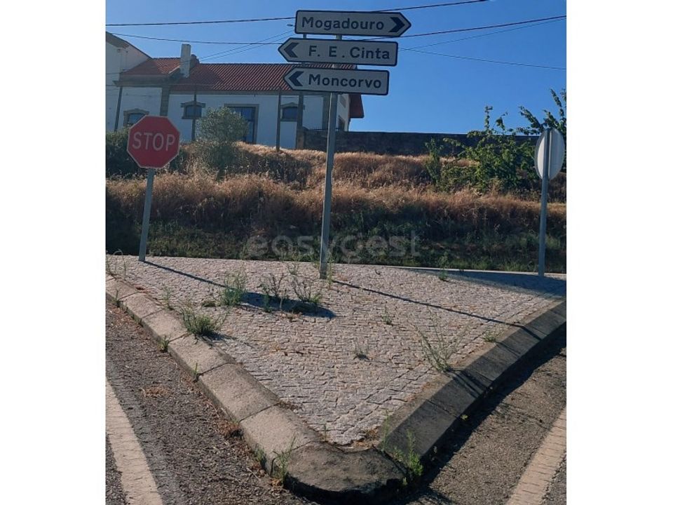 Erhvervsejendom i Freixo de Espada a Cinta, Braganca - foto 3