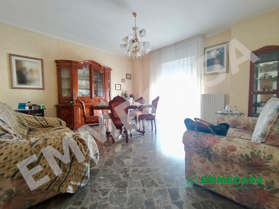Lejlighed i Valenzano, Bari - foto 1
