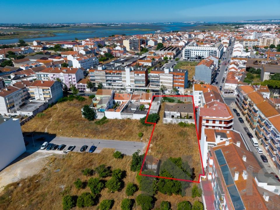 Helårsgrund i Montijo, Setubal - foto 1