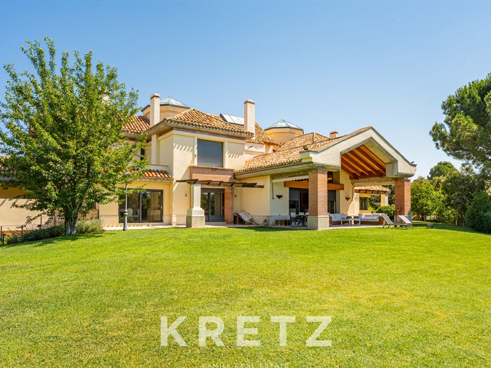 Villa a La Moraleja, Madrid - foto 1