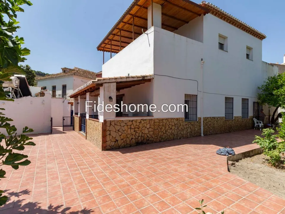 Villa a El Pinar, Granada - foto 1
