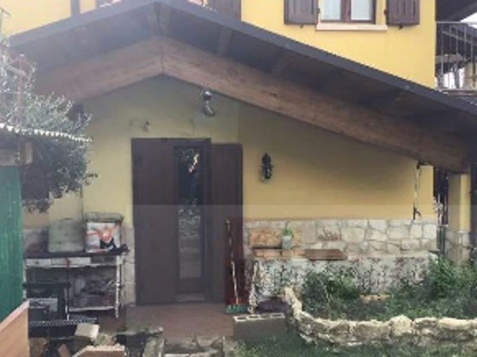 Lejlighed i Ferrara di Monte Baldo, Verona - foto 3