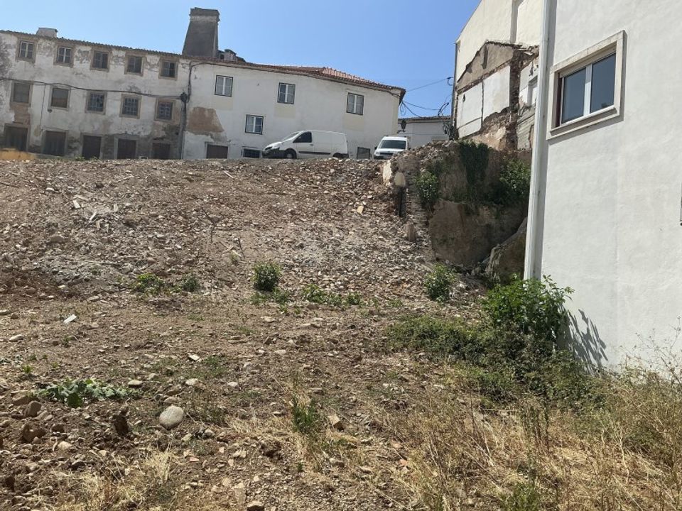 Helårsgrund i Miranda do Corvo, Coimbra - foto 3