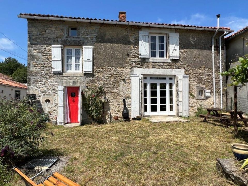 Villa i Champagne-Mouton, Charente - foto 1