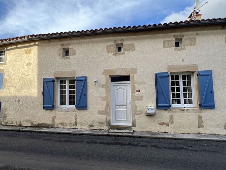 Villa i Nanteuil-en-Vallee, Charente - foto 2
