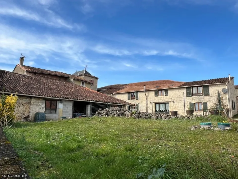 Villa i Cellefrouin, Charente - foto 1