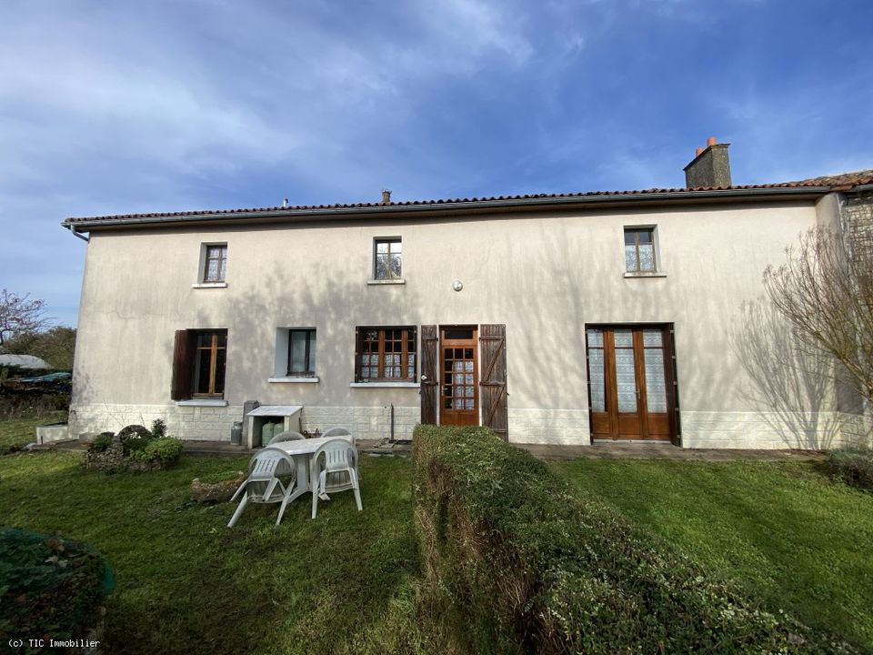 Villa i Sauze-Vaussais, Deux-Sevres - foto 1