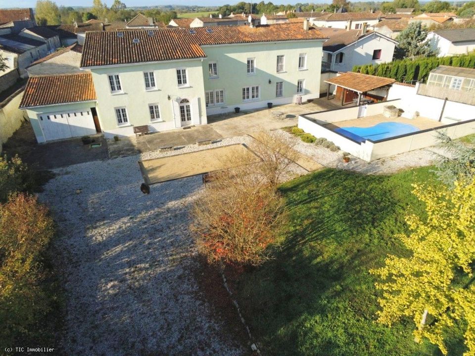 Villa i Aigre, Charente - foto 1