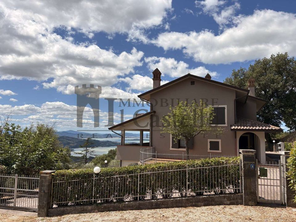 Villa i Passignano Sul Trasimeno, Perugia - foto 1