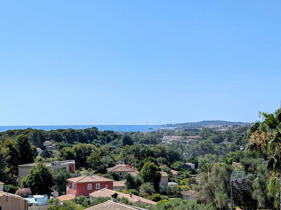 Villa i Villeneuve-Loubet, Alpes-Maritimes - foto 3