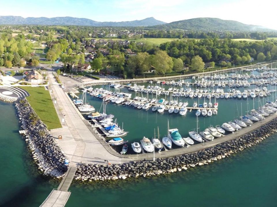 Helårsgrund i Sciez, Haute-Savoie - foto 2