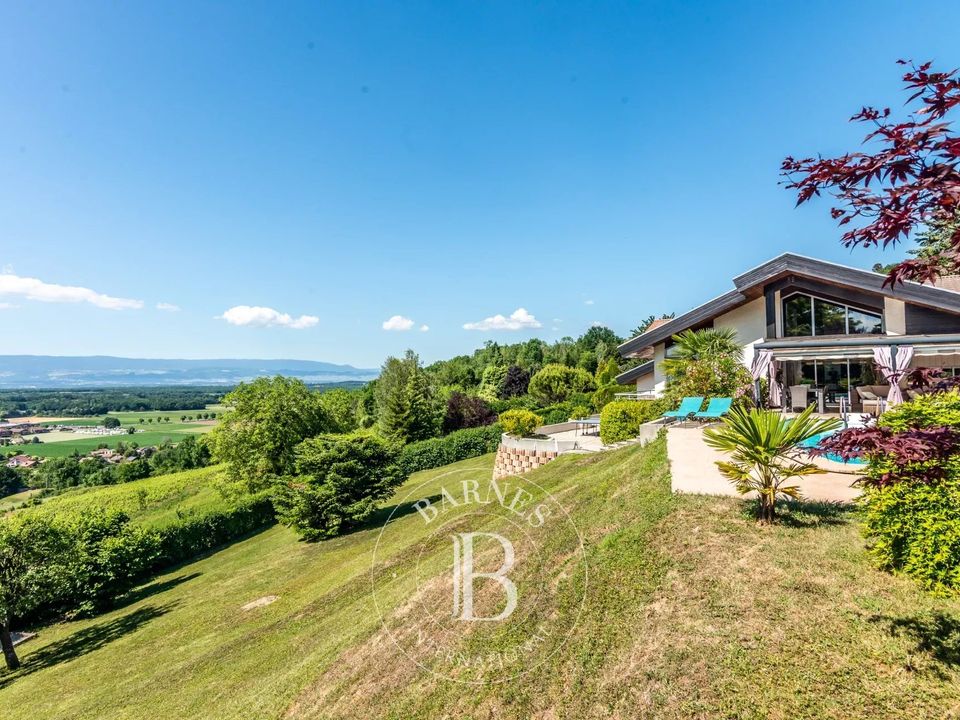 Villa i Ballaison, Haute-Savoie - foto 1