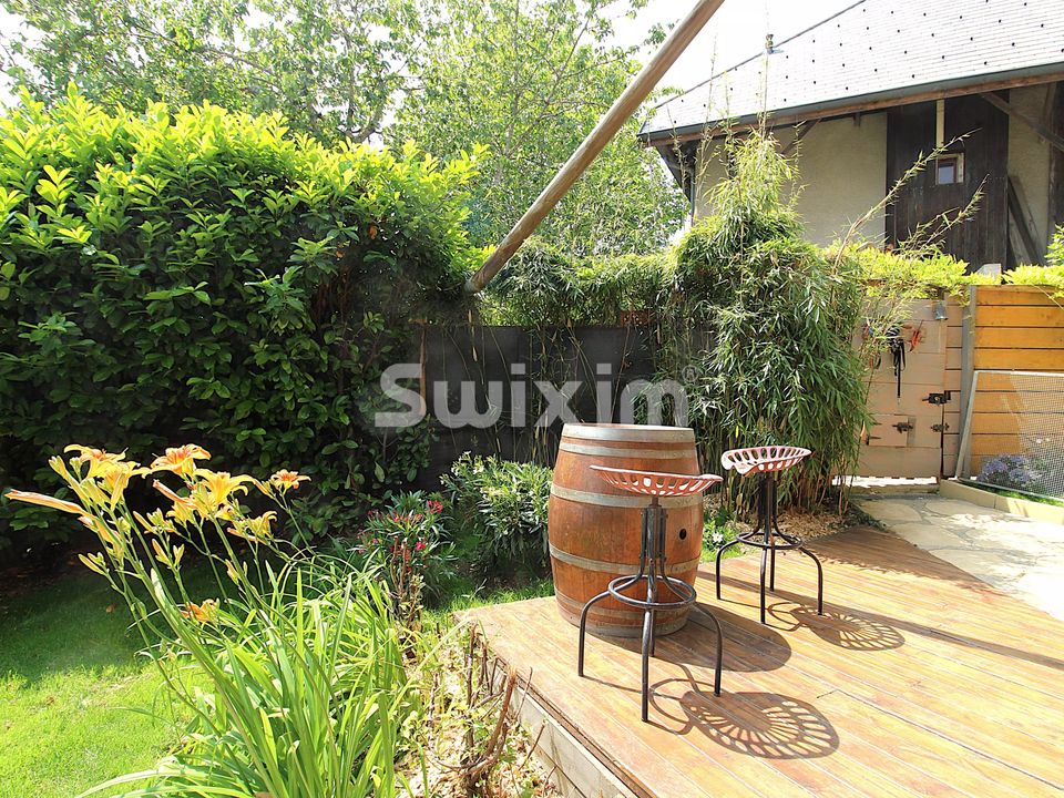 Villa i Sillingy, Haute-Savoie - bilde 1