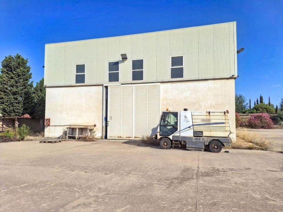 L'establiment comercial a Portoscuso, Sud Sardegna - foto 5